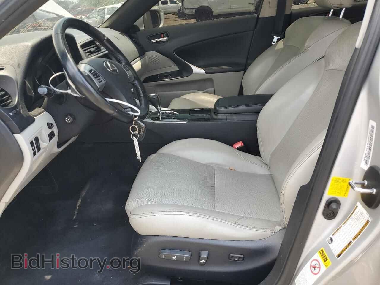 2011 LEXUS IS - VIN: JTHCE5C23B5001737 - Photo 7