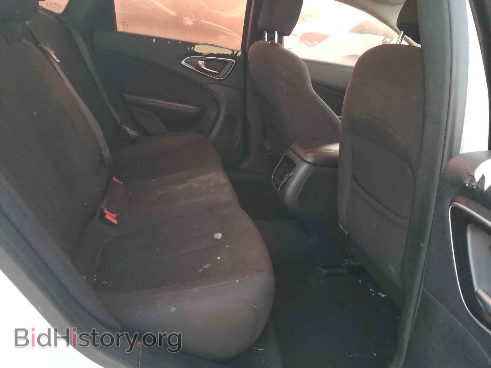 2015 CHRYSLER 200 - VIN: 1C3CCCAB3FN598705 - Фото 6
