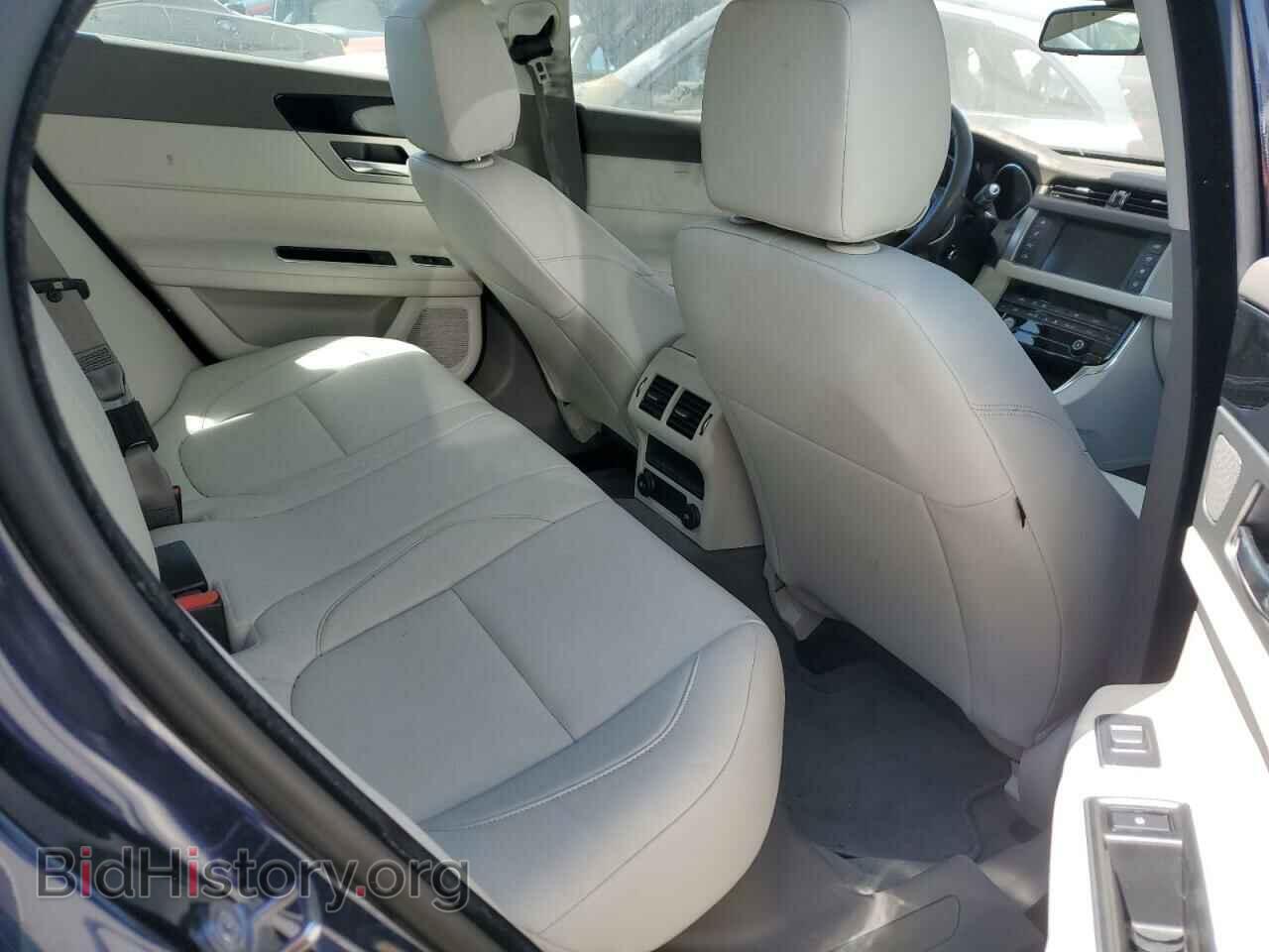 2017 JAGUAR XF - VIN: SAJBD4BVXHCY33183 - Фото 10