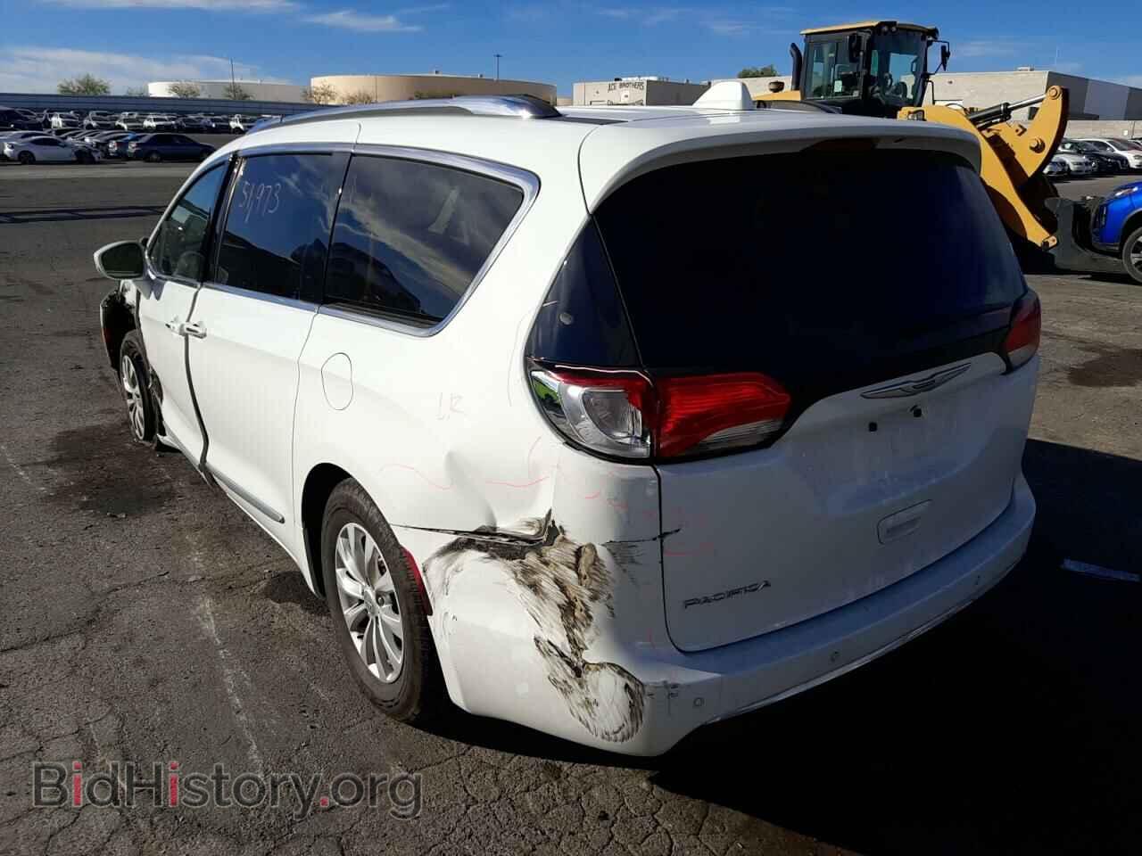 2019 CHRYSLER PACIFICA - VIN: 2C4RC1BG4KR555329 - Photo 3