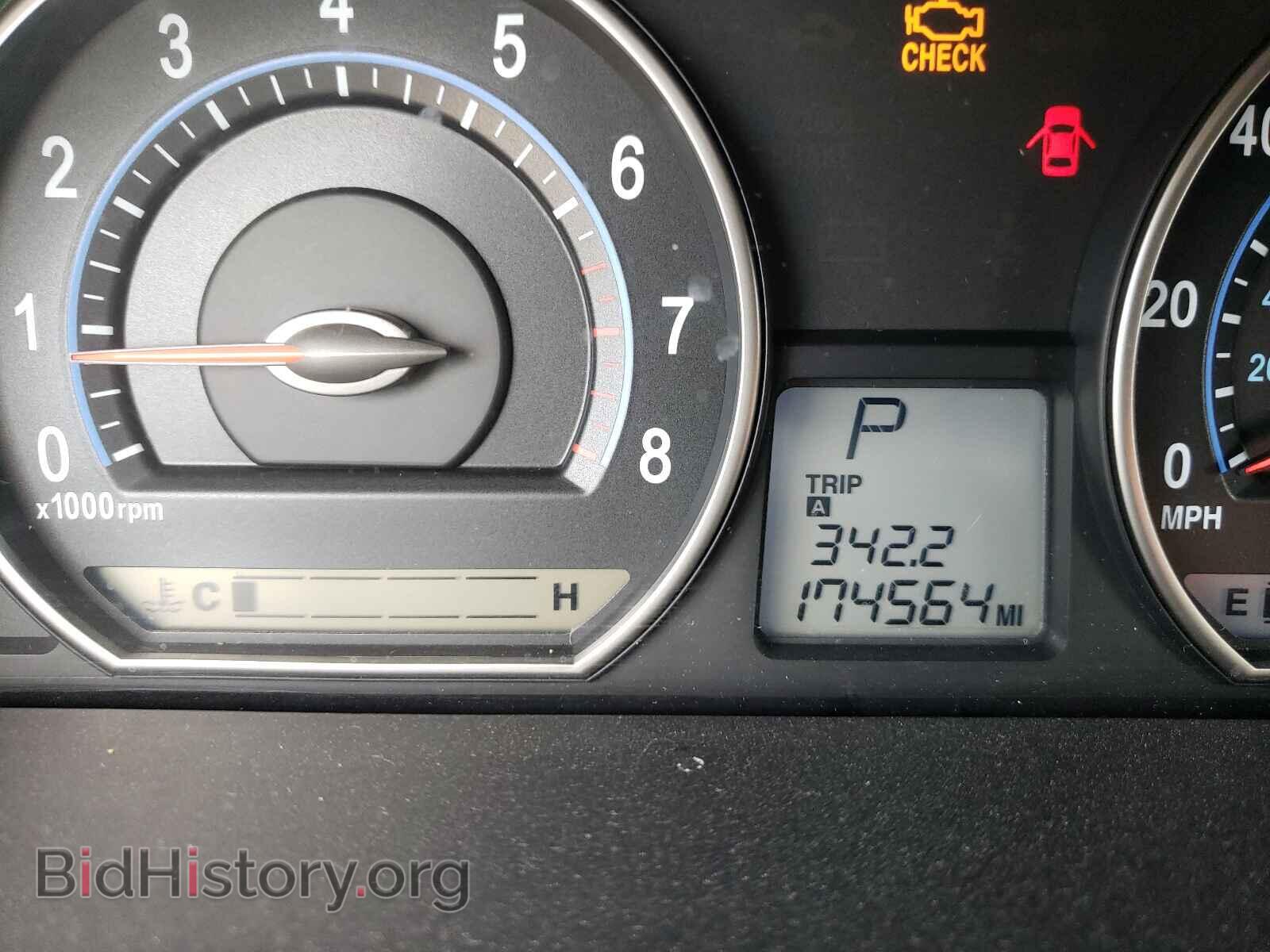 2007 KIA OPTIMA - VIN: KNAGE123X75111663 - Photo 8