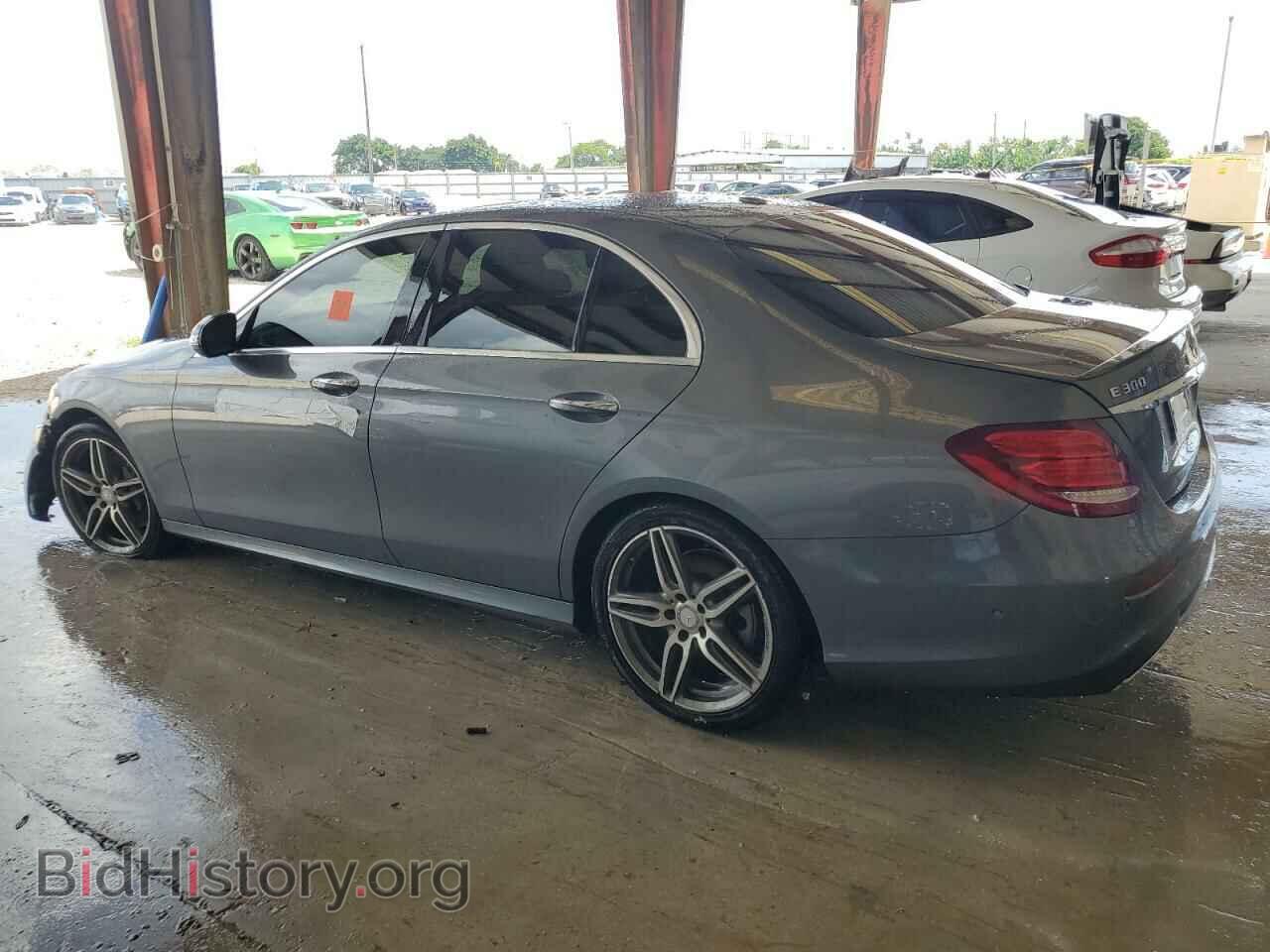 2017 MERCEDES-BENZ E-CLASS - VIN: WDDZF4JBXHA074261 - Фото 2