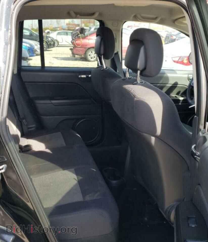 2011 JEEP COMPASS - VIN: 1J4NF1FB4BD158740 - Photo 6