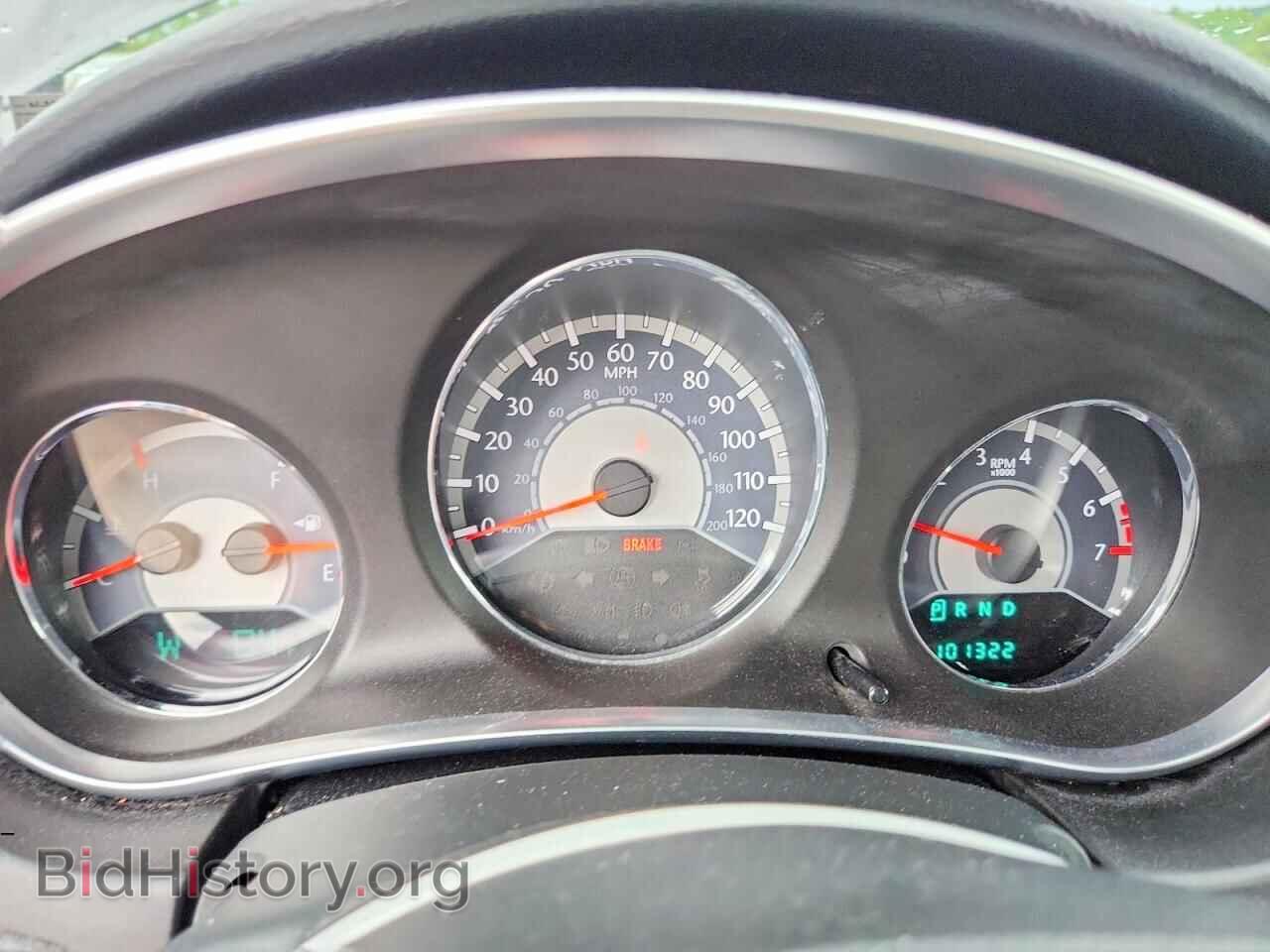 2011 CHRYSLER 200 - VIN: 1C3BC2FG1BN516524 - Photo 9