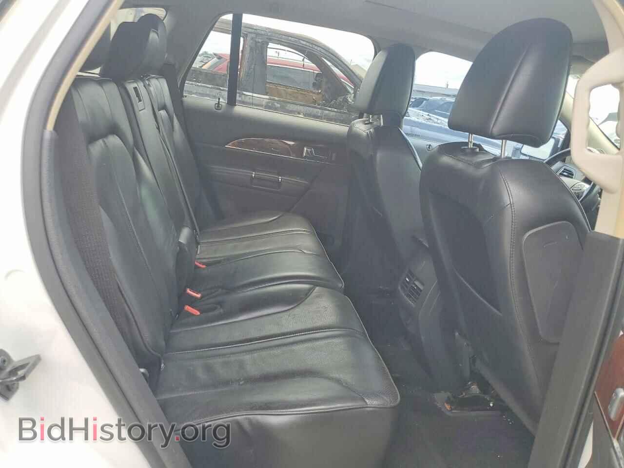 2011 LINCOLN MKX - VIN: 2LMDJ8JK4BBJ20009 - Photo 11