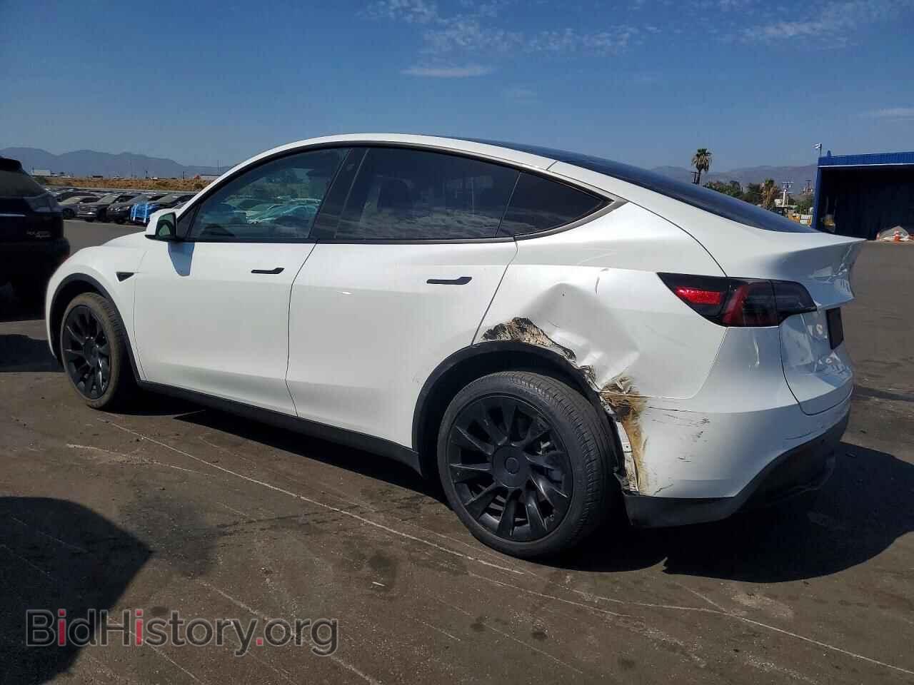 2022 TESLA MODEL Y - VIN: 7SAYGDEE4NF409687 - Photo 2