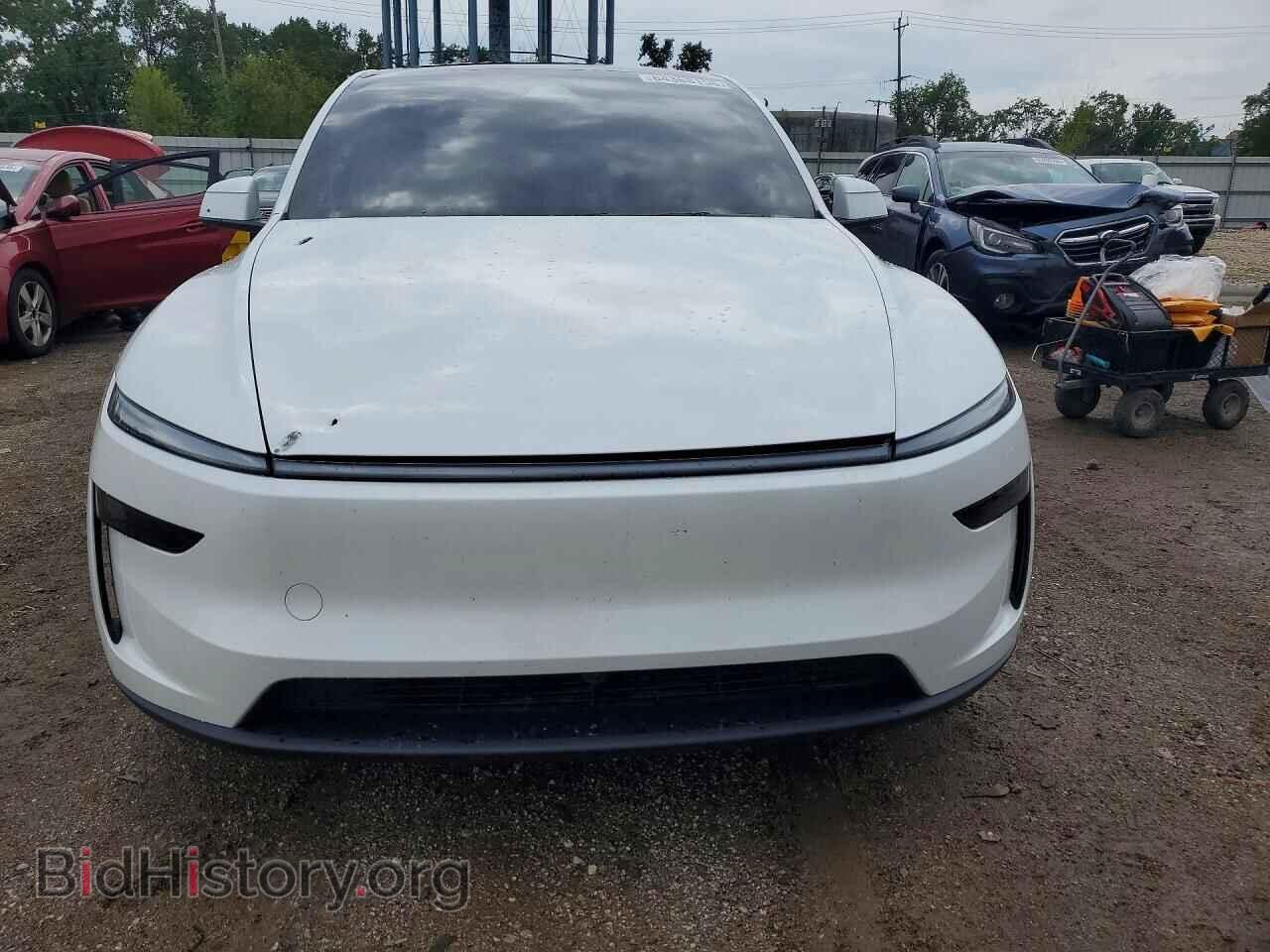 2026 TESLA MODEL Y - VIN: 7SAYGDED1TA490942 - Photo 5