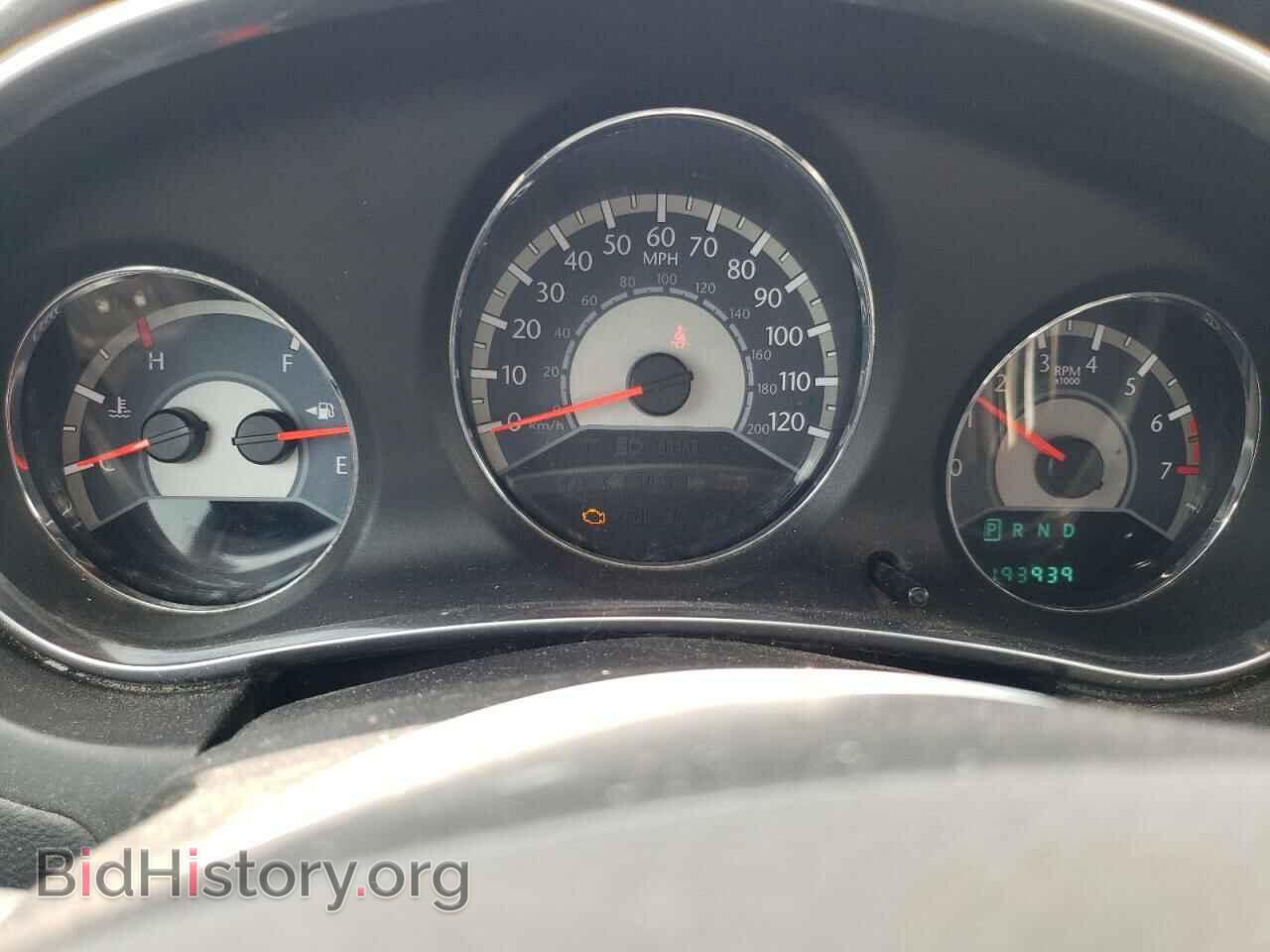 2012 CHRYSLER 200 - VIN: 1C3CCBAB9CN100397 - Photo 9