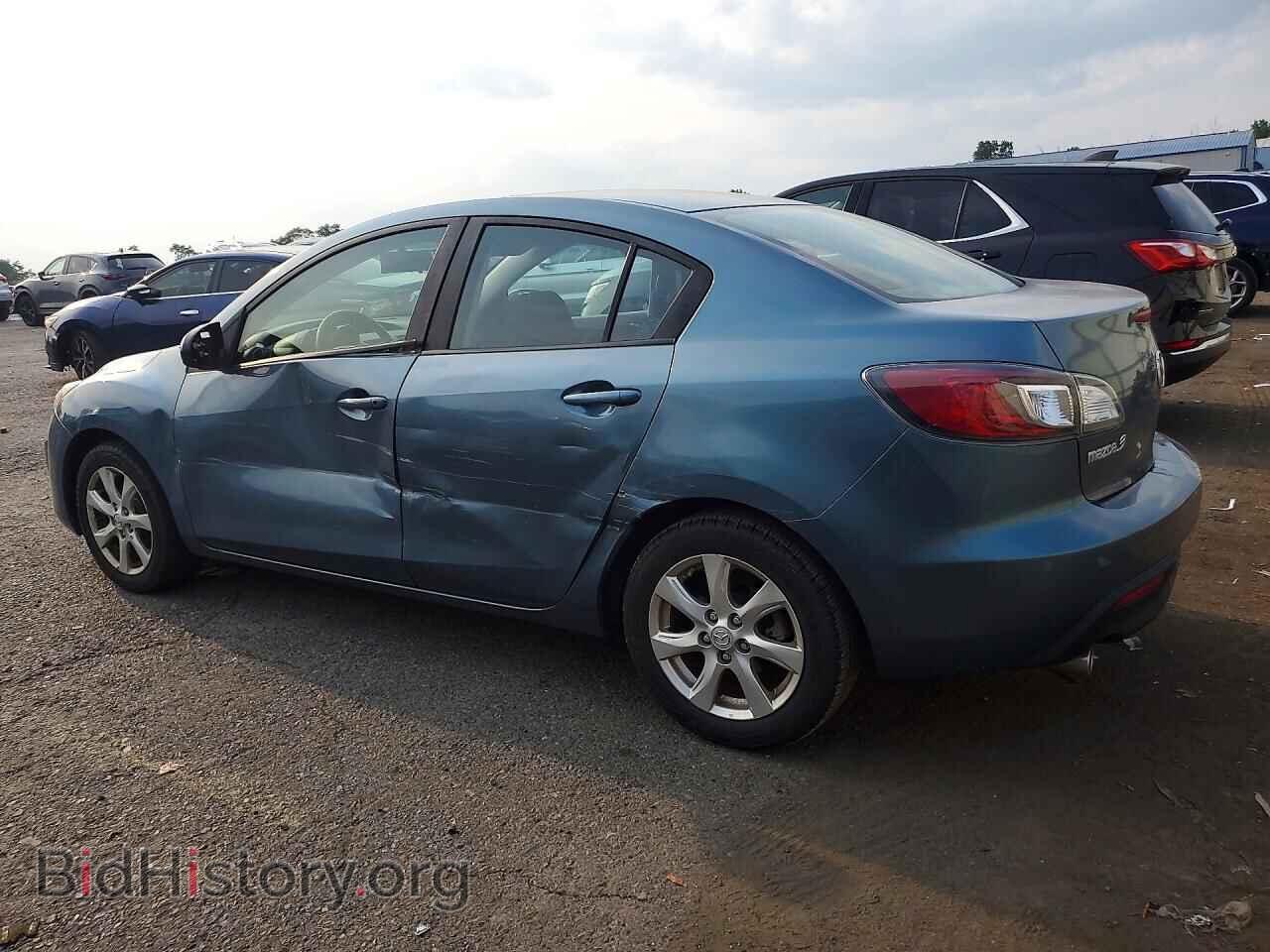 2011 MAZDA 3 - VIN: JM1BL1VF4B1485369 - Photo 2
