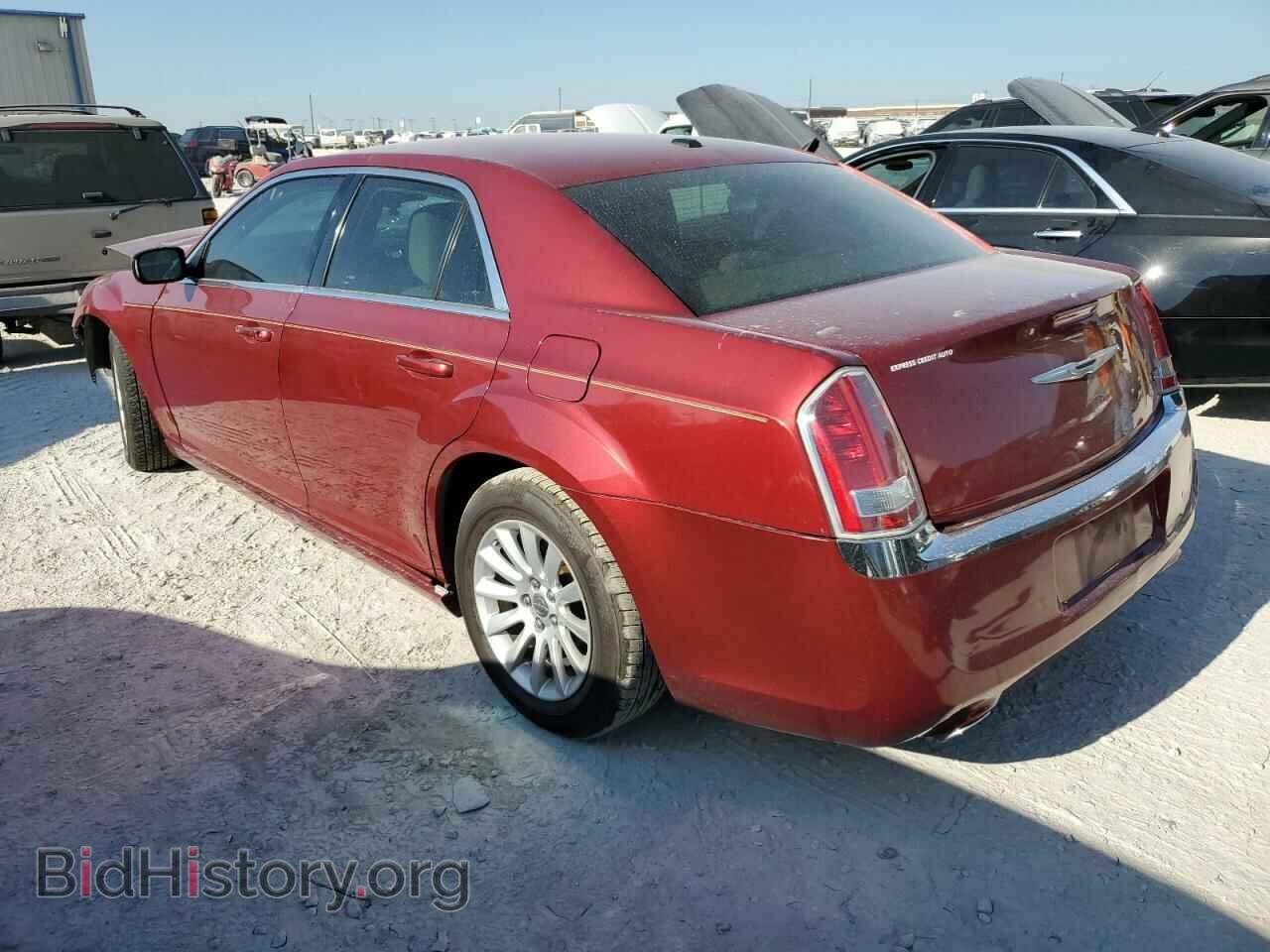 2012 CHRYSLER 300 - VIN: 2C3CCAAG2CH165493 - Фото 2