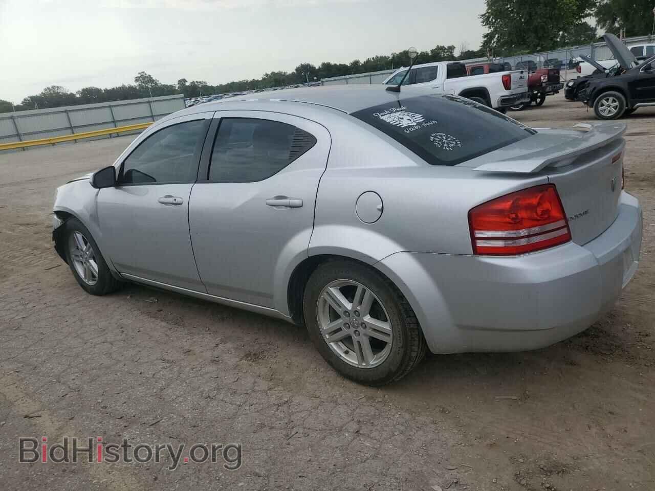 2010 DODGE AVENGER - VIN: 1B3CC5FB5AN209282 - Photo 2