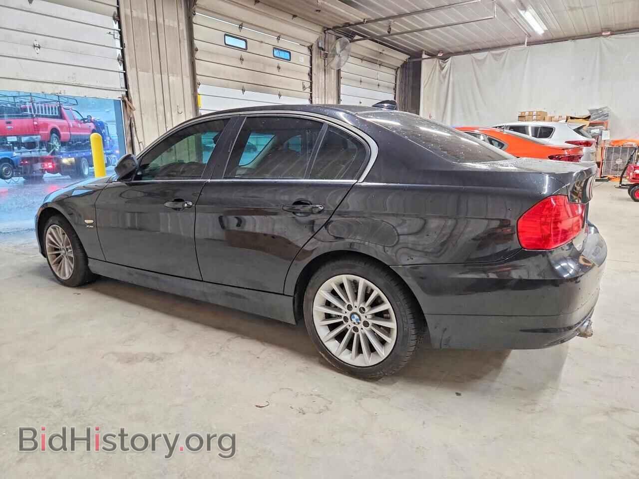 2011 BMW 3 SERIES - VIN: WBAPL5G50BNN23705 - Фото 2
