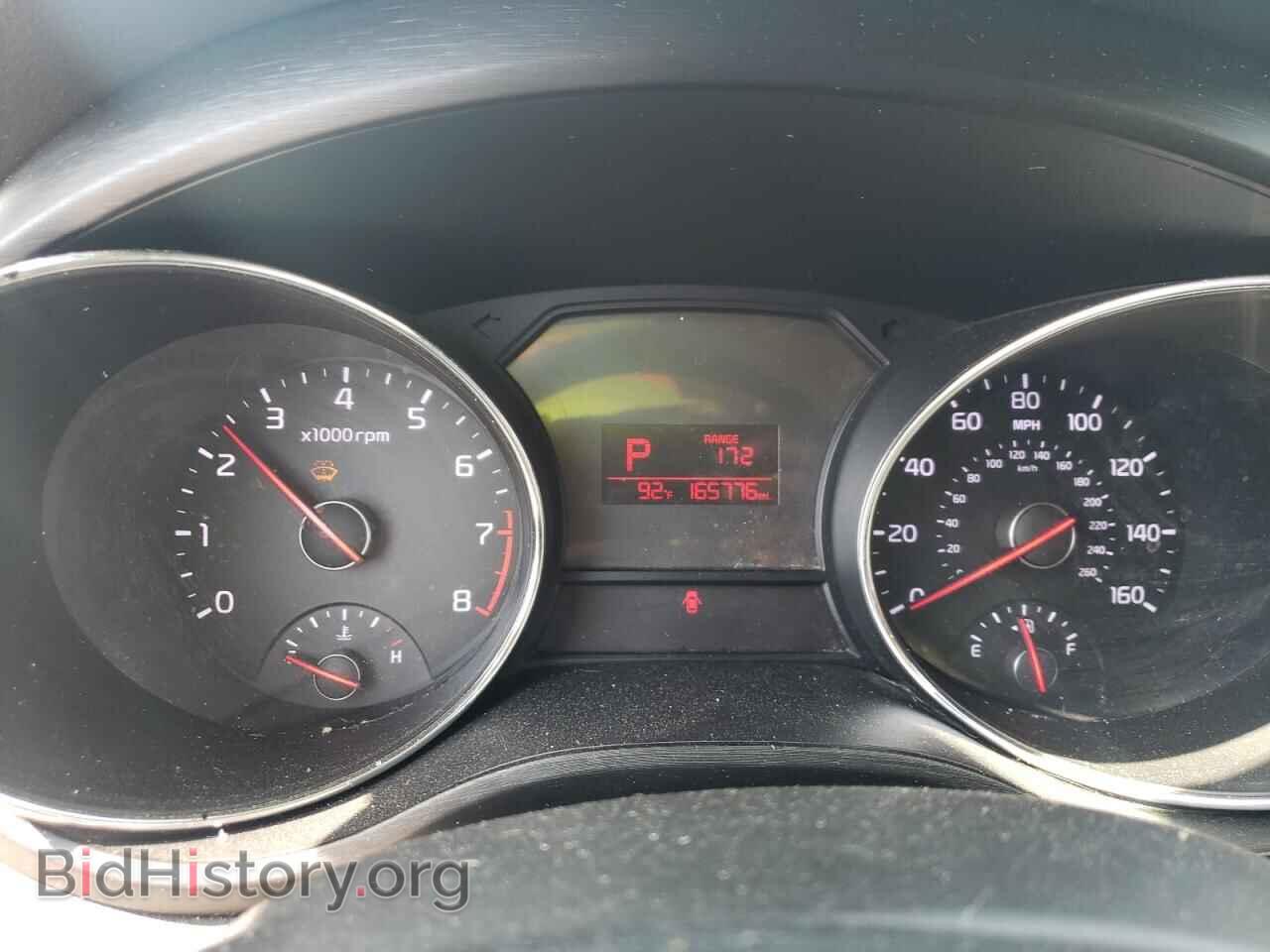 2016 KIA All Models - VIN: KNDMB5C19G6119816 - Фото 9