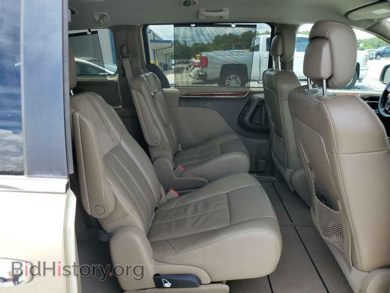 2011 CHRYSLER MINIVAN - VIN: 2A4RR6DG2BR687802 - Photo 11