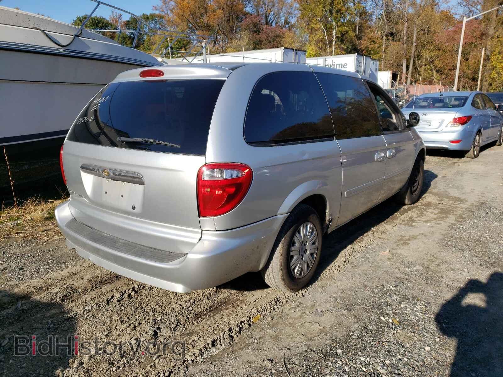 2007 CHRYSLER MINIVAN - VIN: 2A4GP44R17R296926 - Фото 4