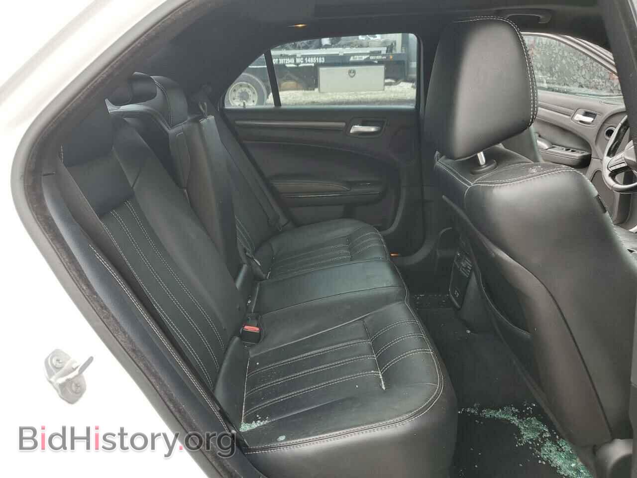 2015 CHRYSLER 300 - VIN: 2C3CCABG4FH766794 - Фото 10