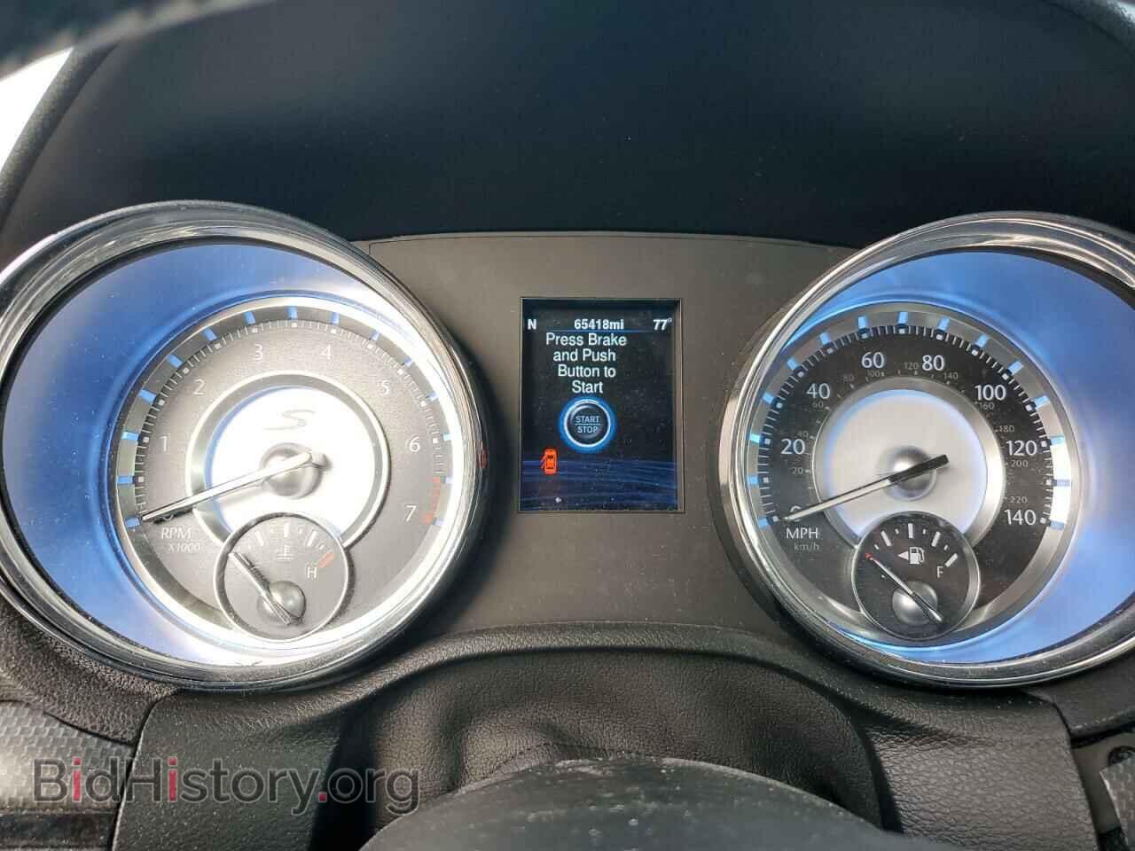 2014 CHRYSLER 300 - VIN: 2C3CCAGG8EH381777 - Фото 9