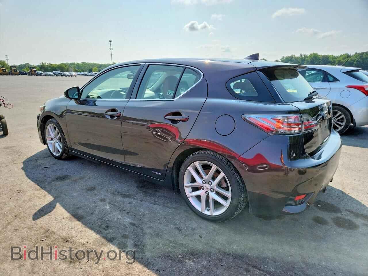 2014 LEXUS CT 200 - VIN: JTHKD5BH8E2188144 - Photo 2