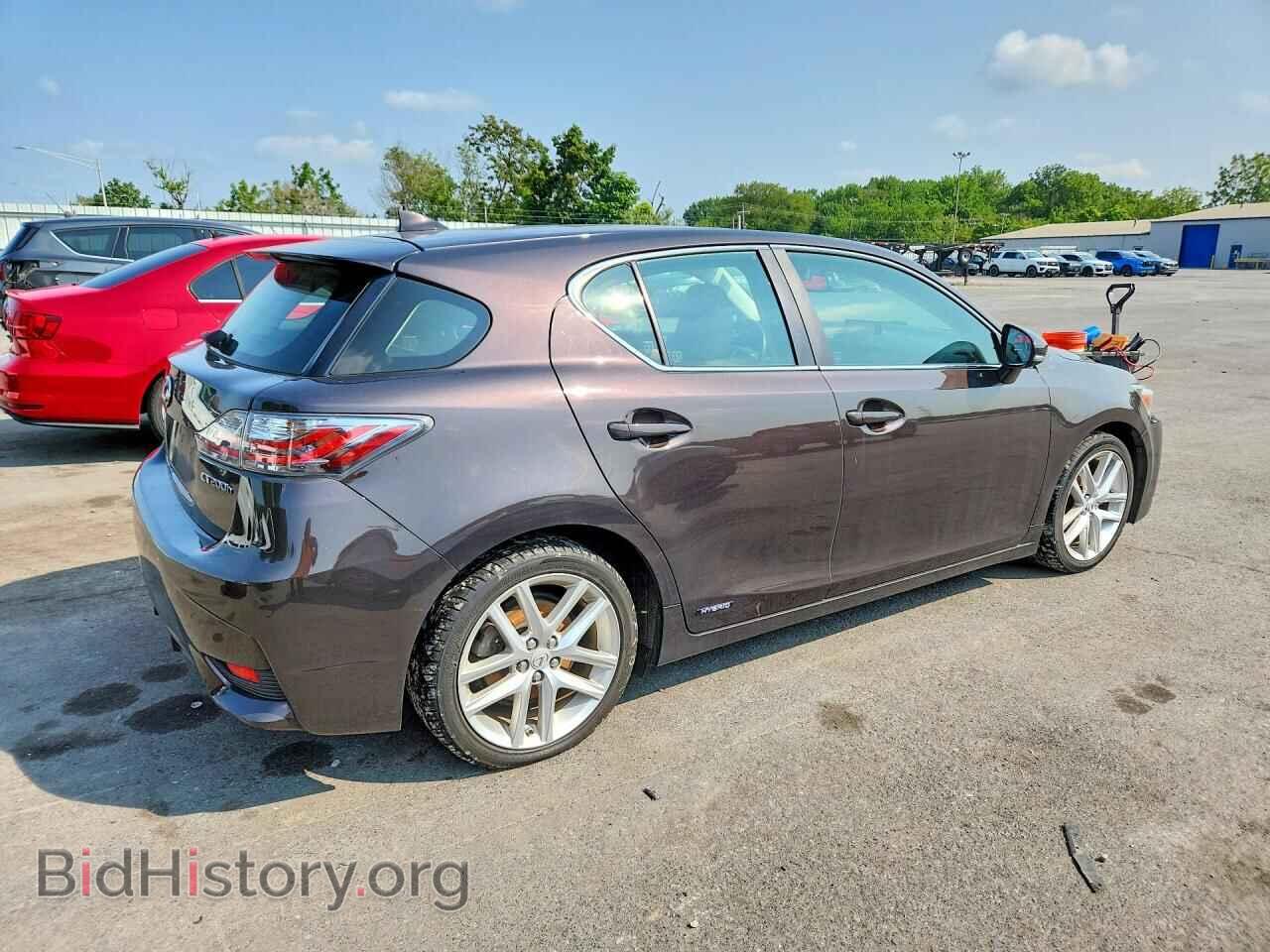 2014 LEXUS CT 200 - VIN: JTHKD5BH8E2188144 - Photo 3