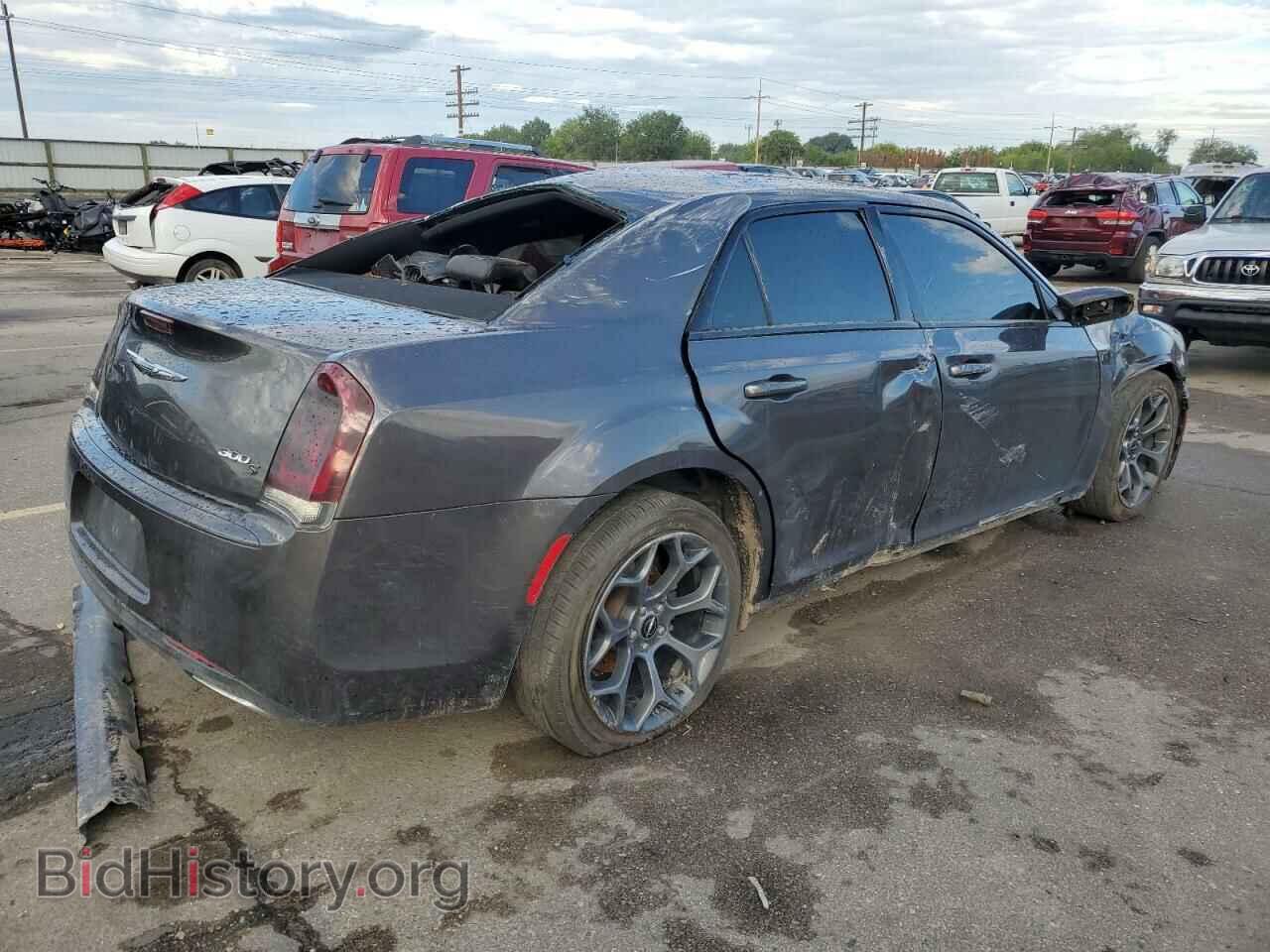 2017 CHRYSLER 300 - VIN: 2C3CCABG0HH655470 - Фото 3