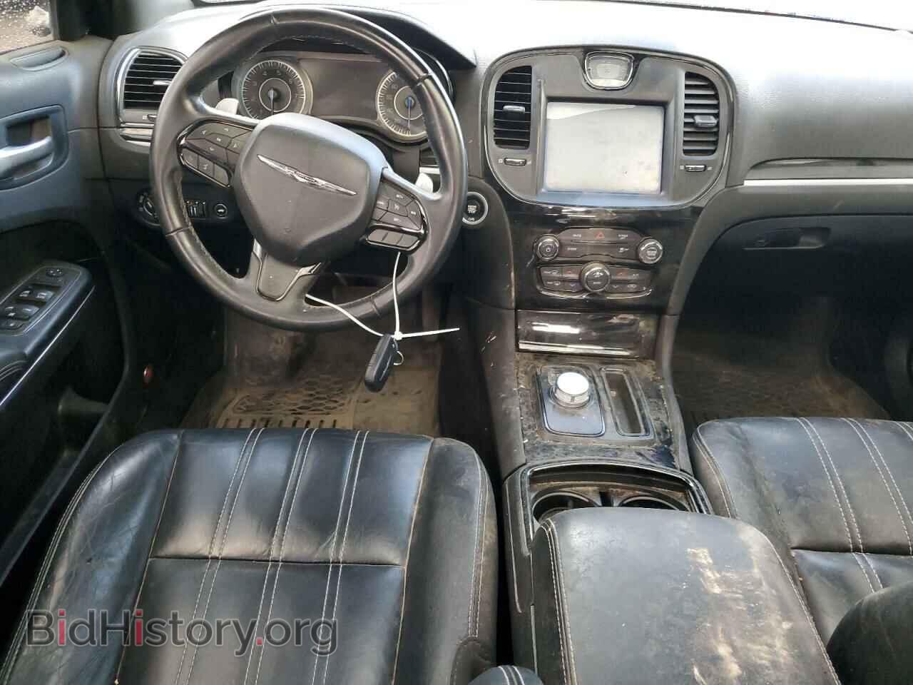 2017 CHRYSLER 300 - VIN: 2C3CCABG0HH655470 - Фото 8