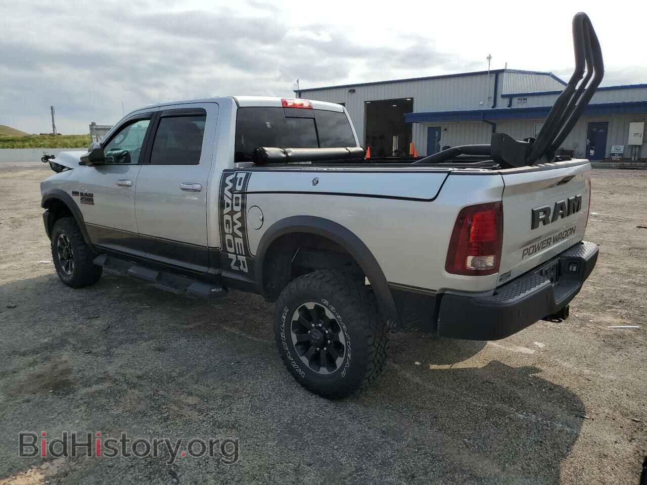2018 RAM 2500 - VIN: 3C6TR5EJ9JG306975 - Photo 2
