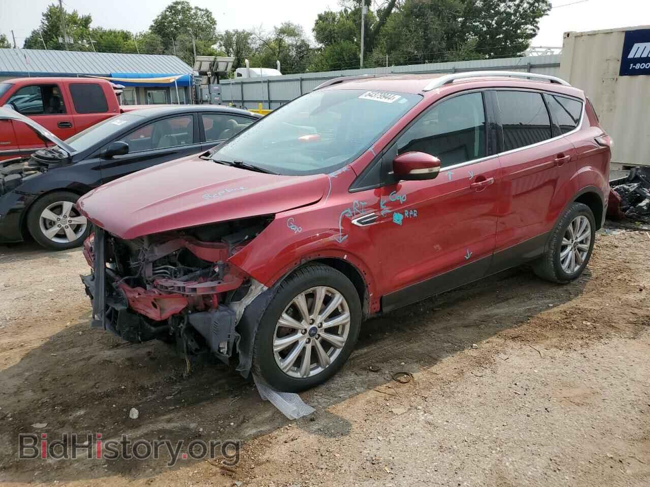 Фотография 1FMCU0J93HUC28928 - FORD ESCAPE 2017