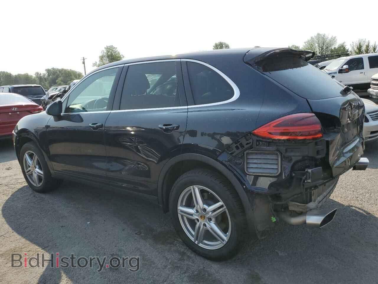 2017 PORSCHE CAYENNE - VIN: WP1AA2A22HKA89825 - Фото 2