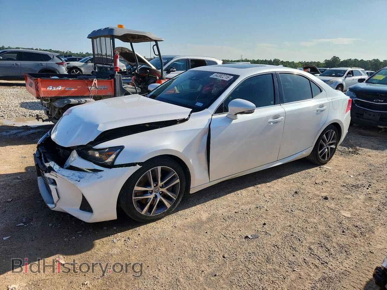 Фотография JTHBA1D29J5072003 - LEXUS IS 2018