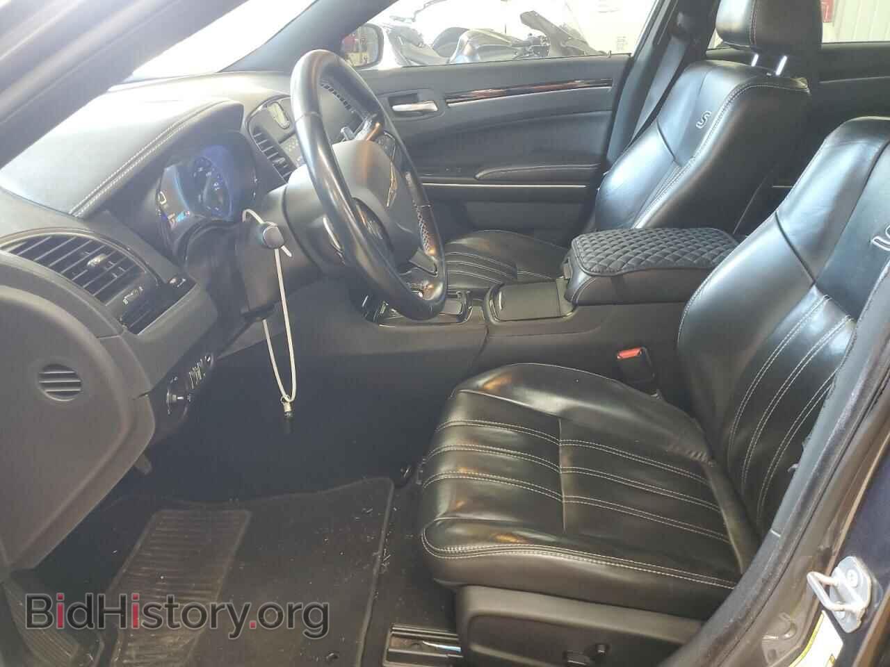 2019 CHRYSLER 300 - VIN: 2C3CCABG7KH570326 - Фото 7
