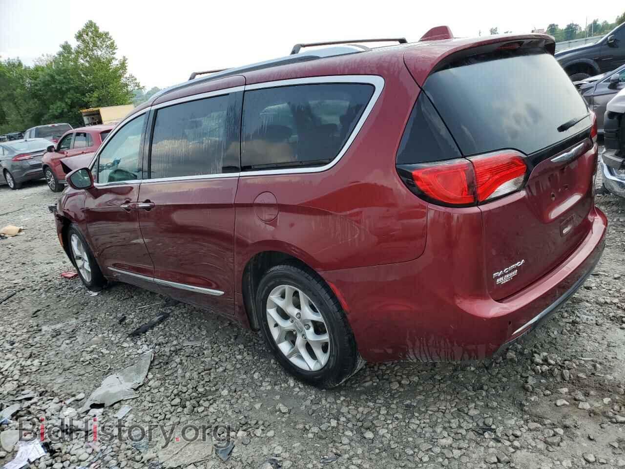 2018 CHRYSLER PACIFICA - VIN: 2C4RC1BG0JR102257 - Фото 2