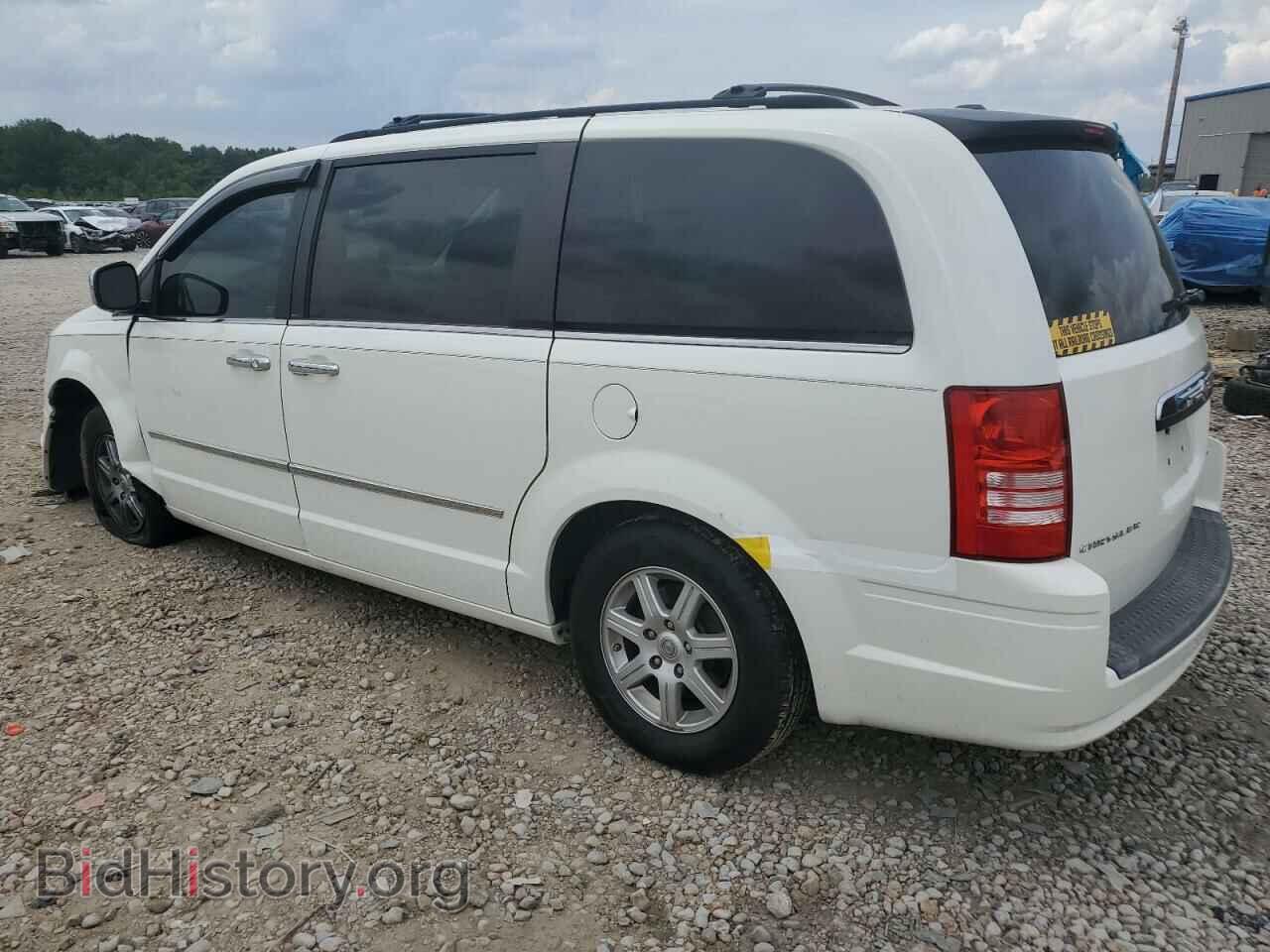 2010 CHRYSLER MINIVAN - VIN: 2A4RR5D12AR413164 - Фото 2