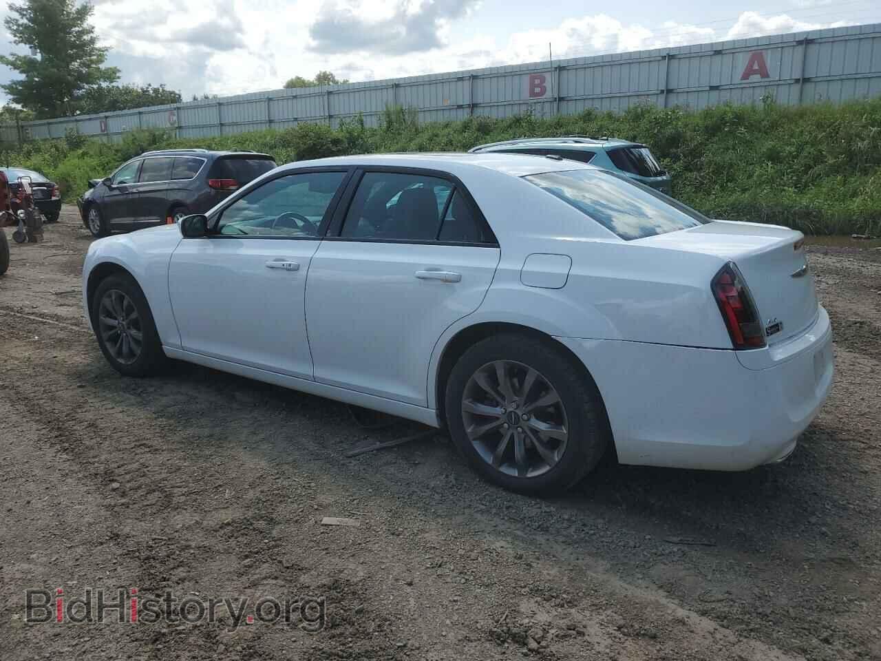 2014 CHRYSLER 300 - VIN: 2C3CCAGG9EH337349 - Фото 2