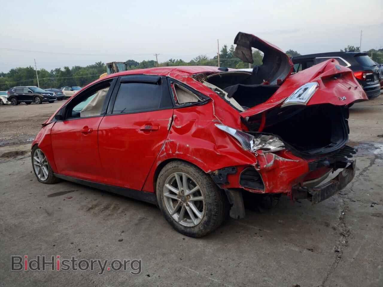 2017 FORD FOCUS - VIN: 1FADP3F2XHL332082 - Photo 2
