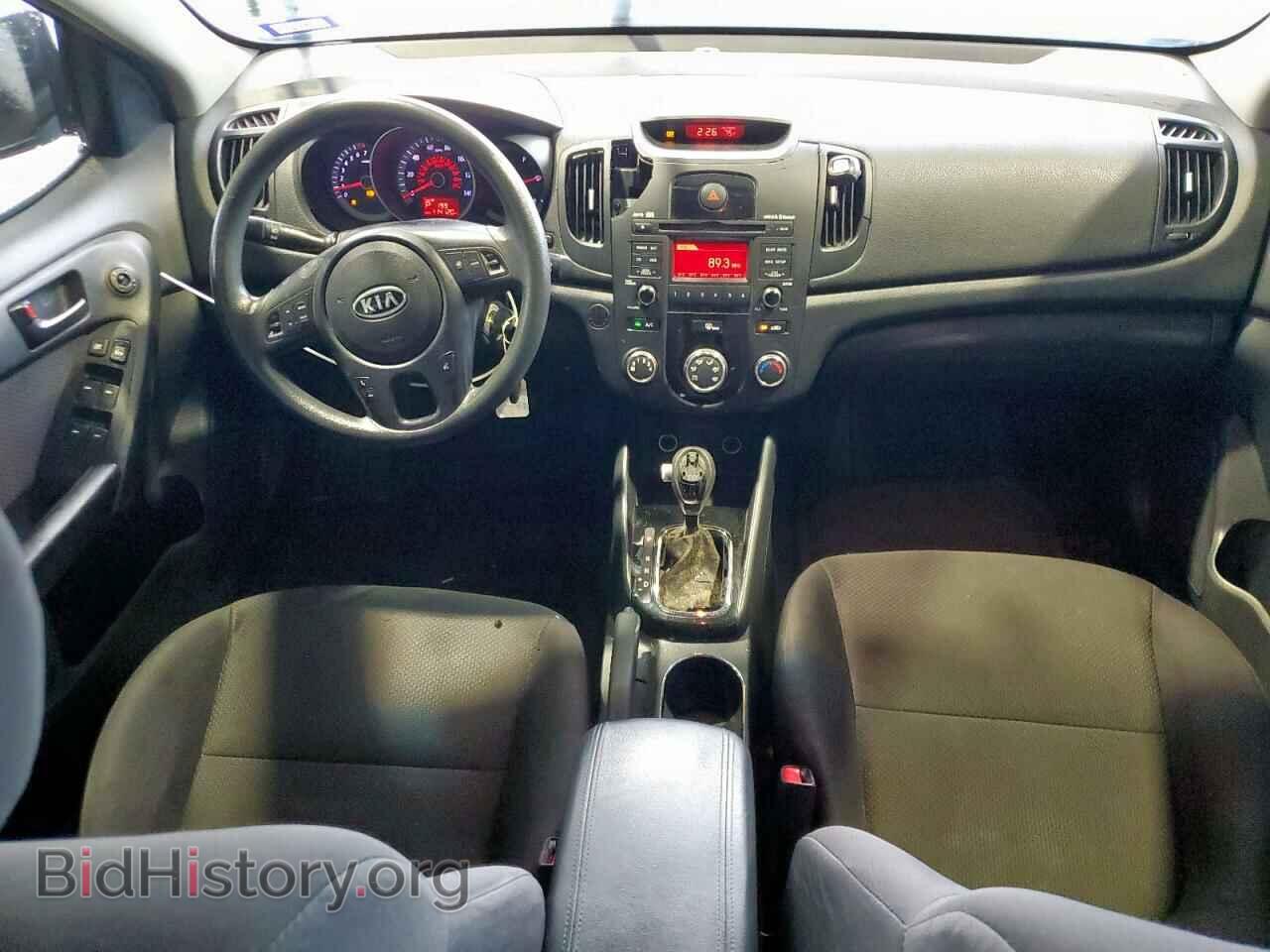 2012 KIA FORTE - VIN: KNAFU4A2XC5546105 - Фото 8