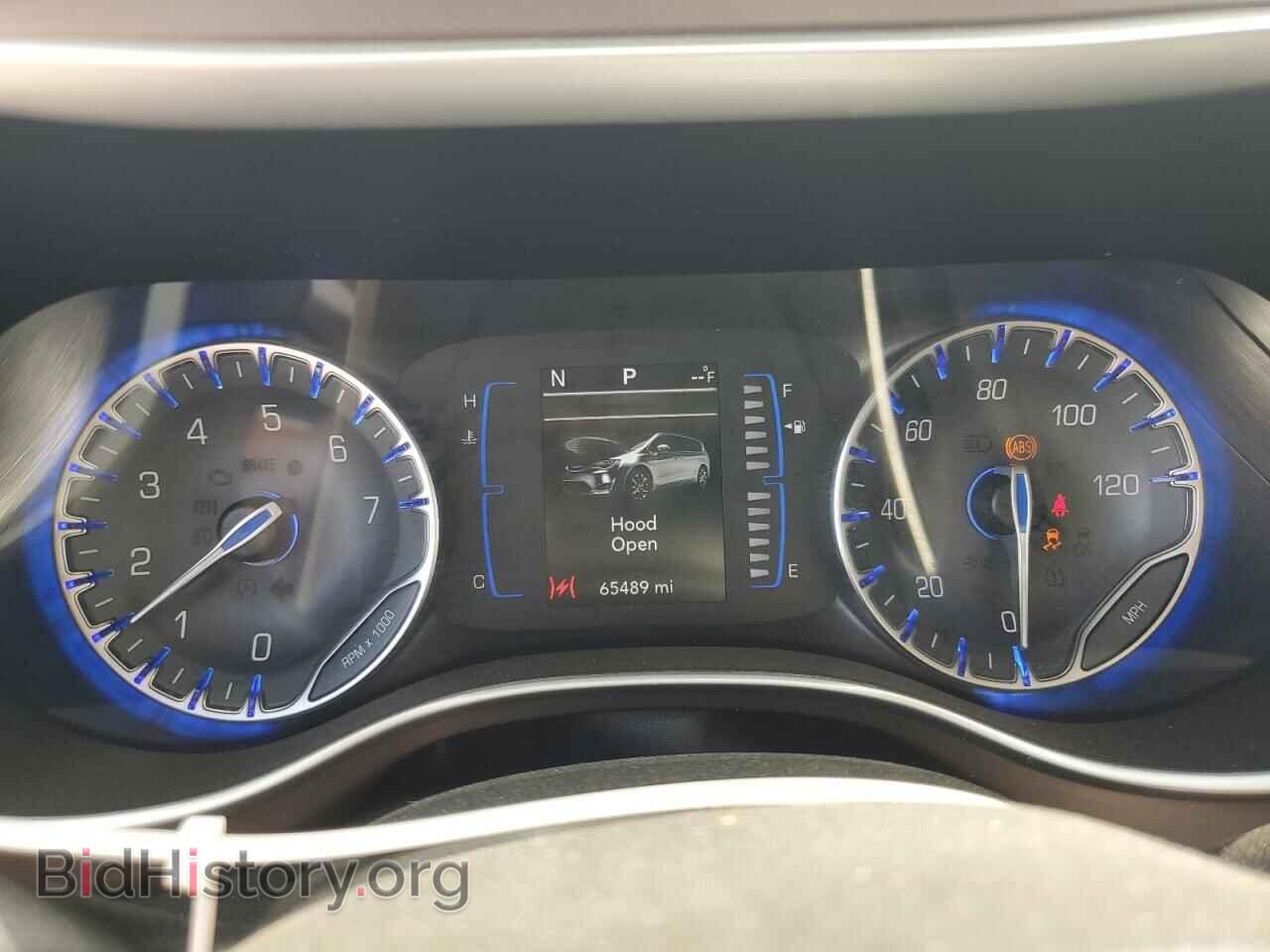 2018 CHRYSLER PACIFICA - VIN: 2C4RC1CG8JR321921 - Photo 9
