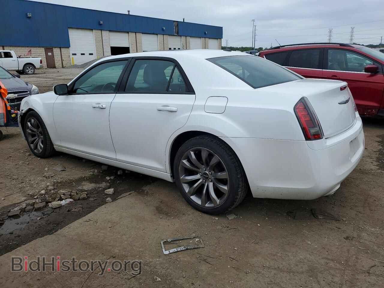 2014 CHRYSLER 300 - VIN: 2C3CCABG8EH355512 - Photo 2
