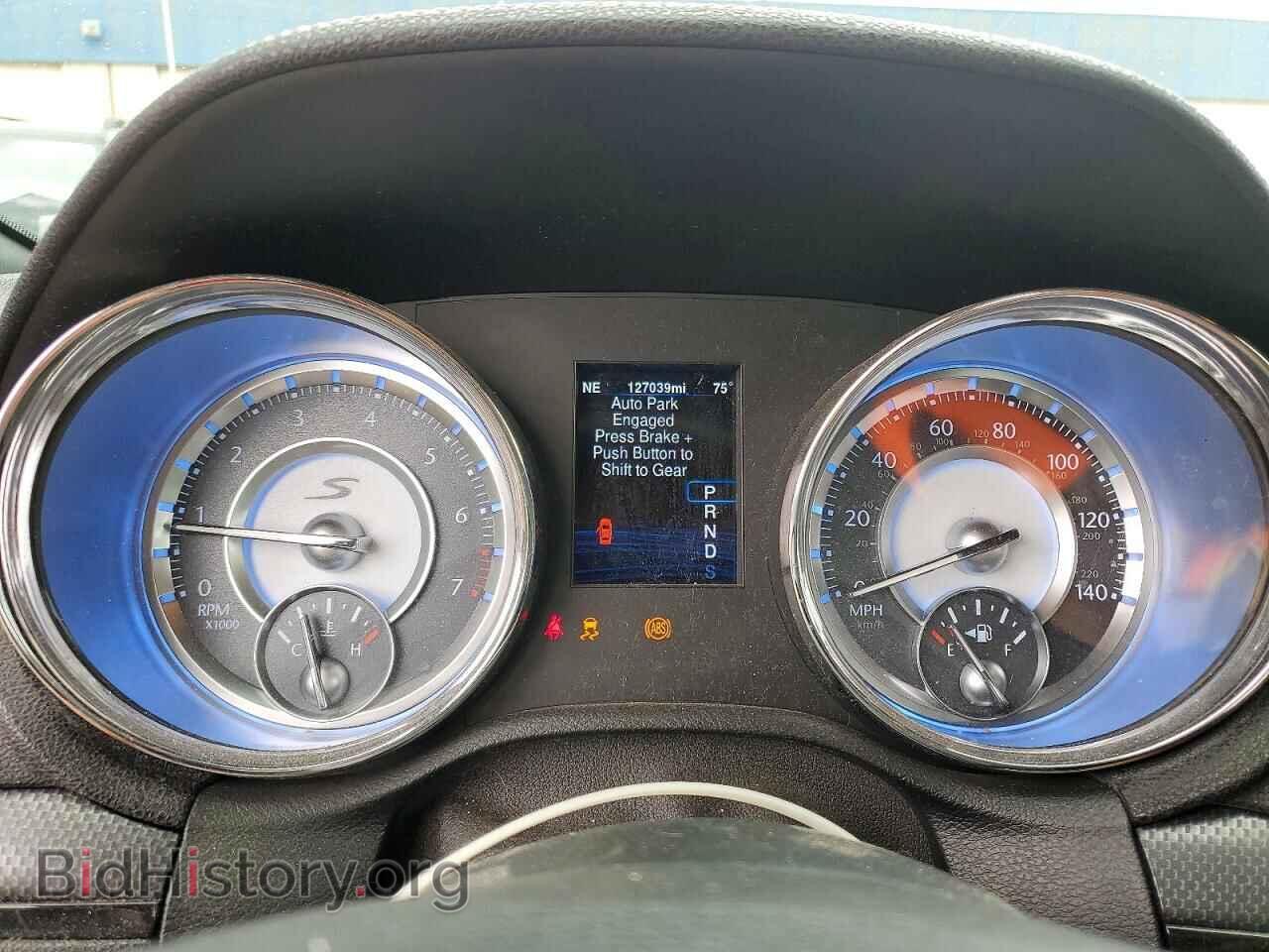 2014 CHRYSLER 300 - VIN: 2C3CCABG8EH355512 - Photo 9