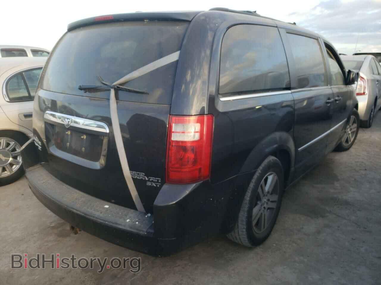 2010 DODGE CARAVAN - VIN: 2D4RN5DX4AR143654 - Фото 4