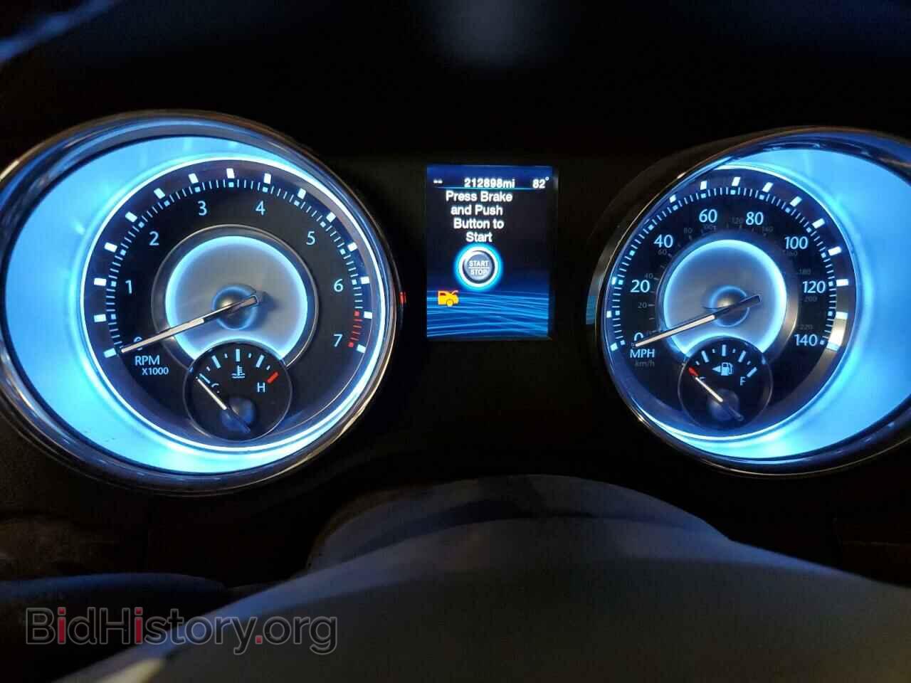 2012 CHRYSLER 300 - VIN: 2C3CCAAG3CH174669 - Фото 9