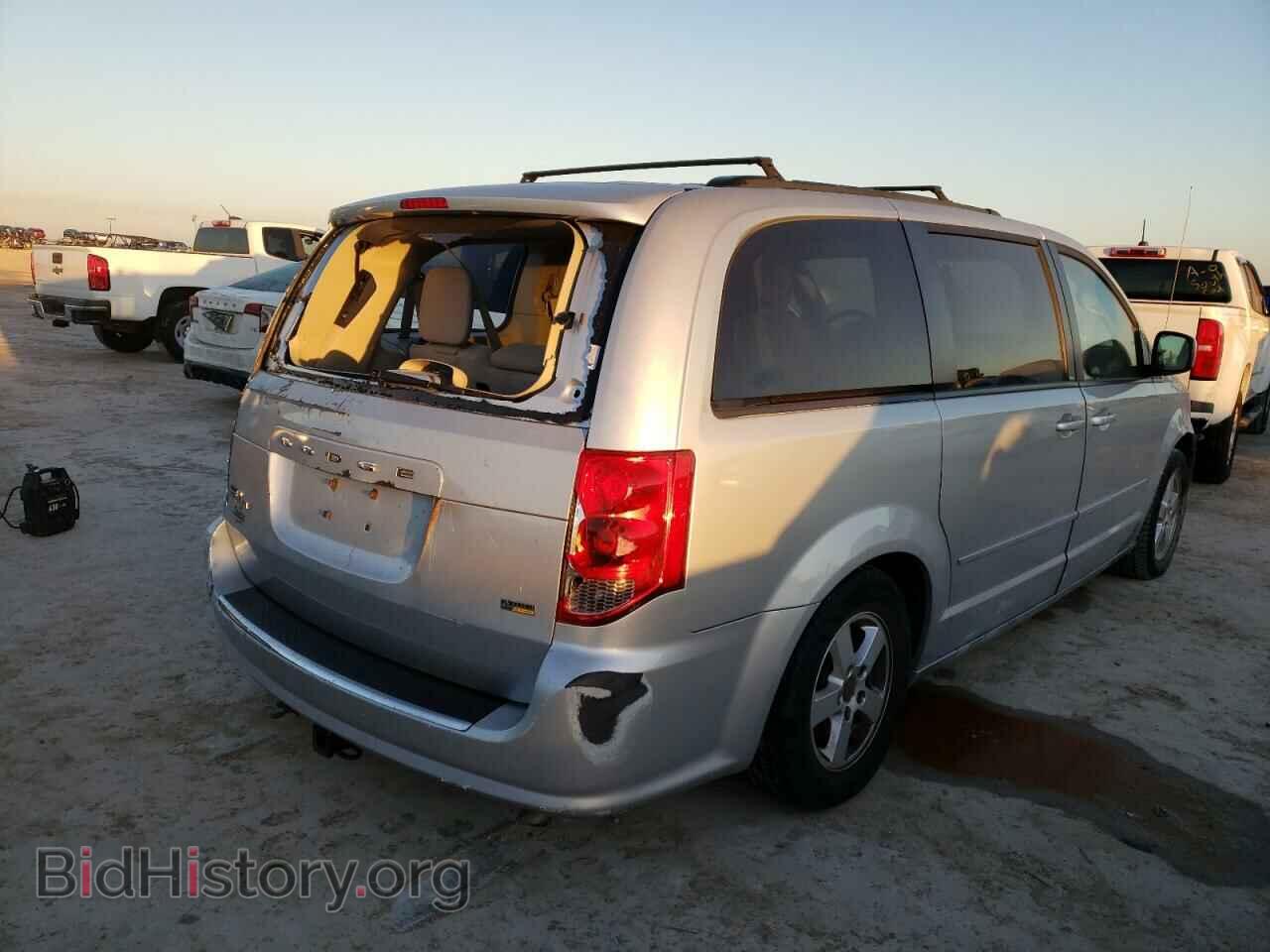 2011 DODGE CARAVAN - VIN: 2D4RN3DG0BR692936 - Фото 4