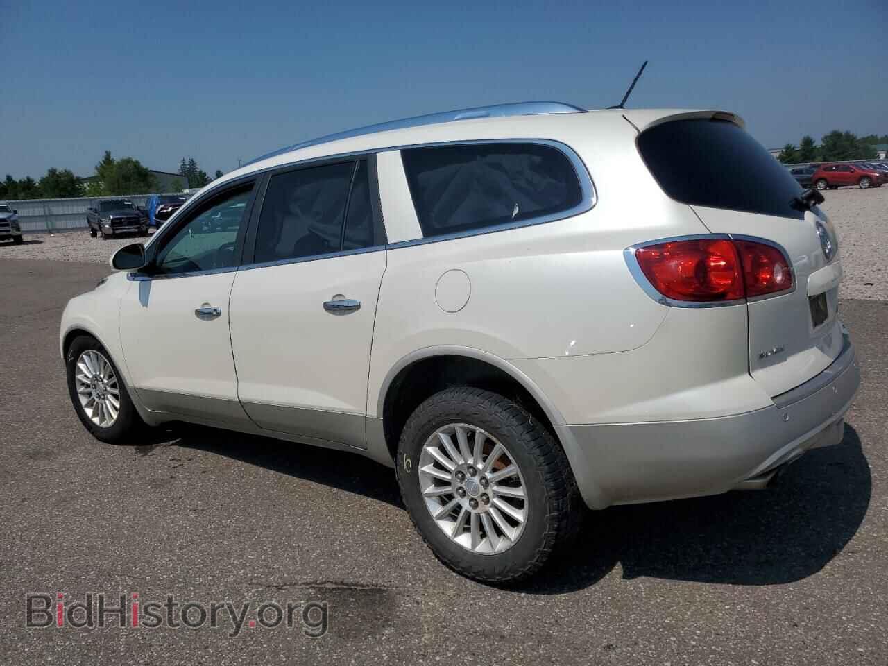 2012 BUICK ENCLAVE - VIN: 5GAKRCED7CJ356523 - Photo 2