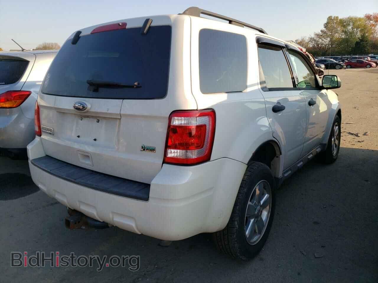 2011 FORD ESCAPE - VIN: 1FMCU9DG6BKA41345 - Фото 4