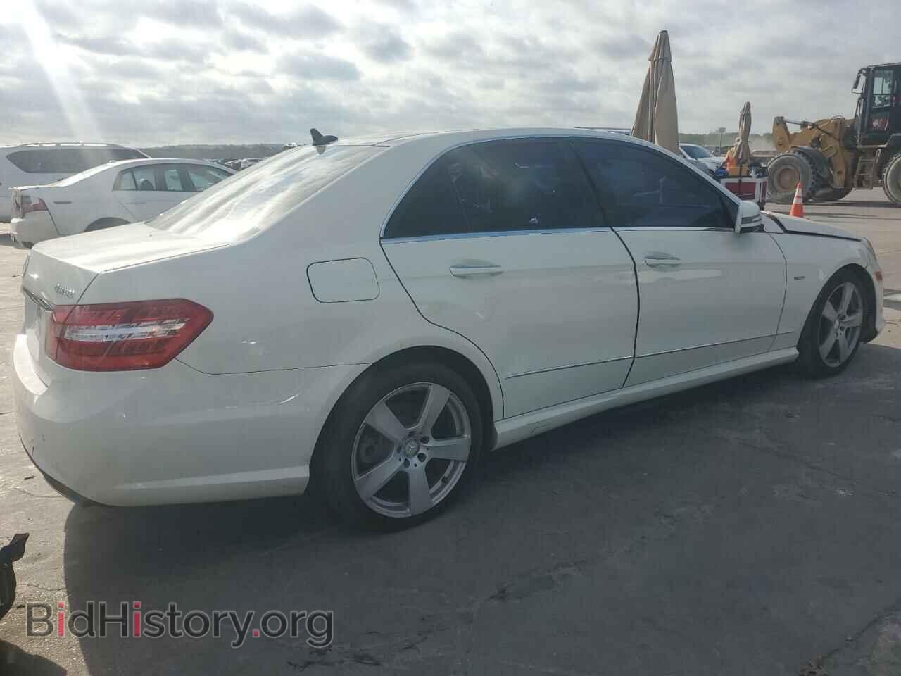 2012 MERCEDES-BENZ E-CLASS - VIN: WDDHF8JB1CA551669 - Фото 3
