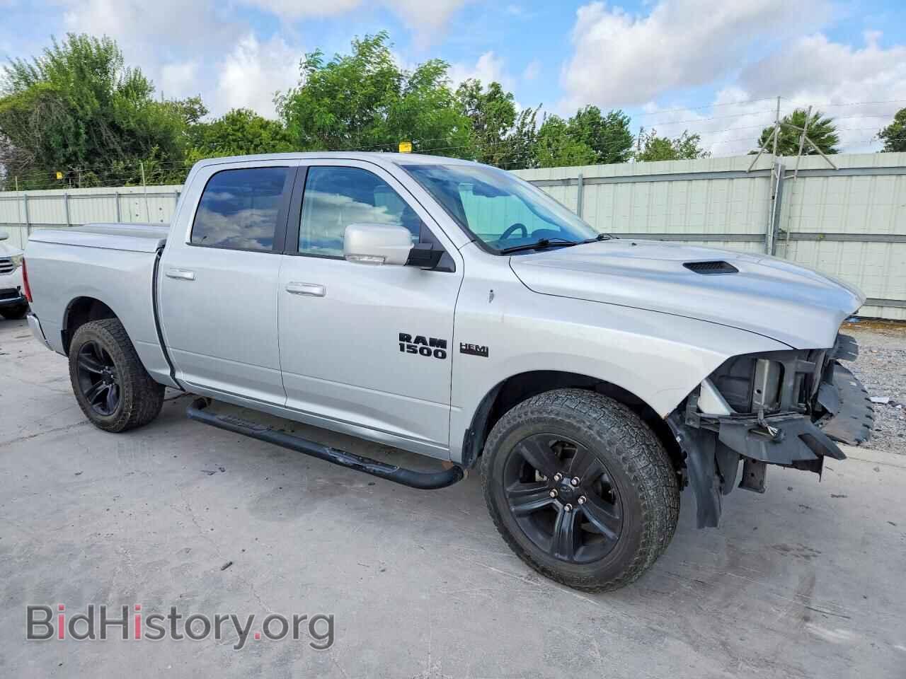 2017 RAM 1500 - VIN: 1C6RR7MT1HS850785 - Photo 4
