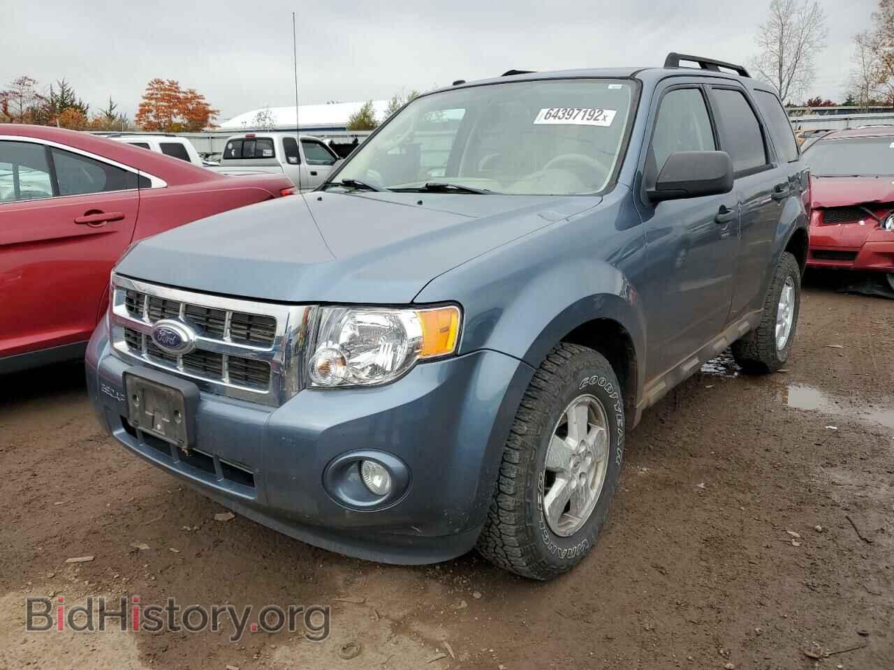 2011 FORD ESCAPE - VIN: 1FMCU0DG4BKC28871 - Фото 2