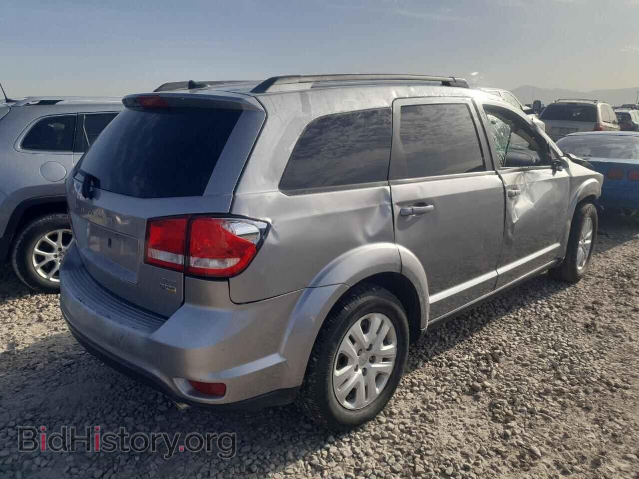 2017 DODGE JOURNEY - VIN: 3C4PDCBGXHT526584 - Фото 3