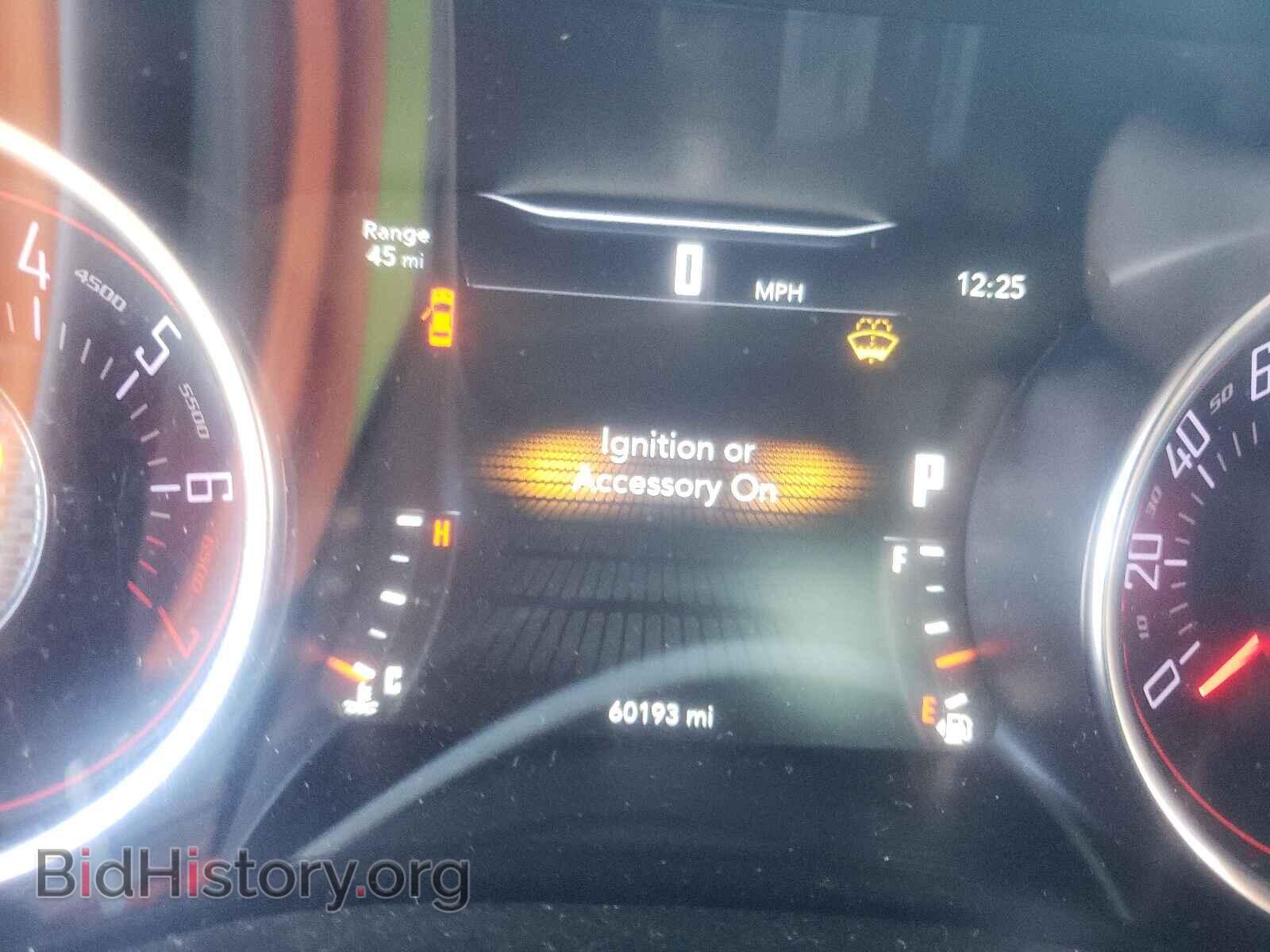 2017 DODGE CHALLENGER - VIN: 2C3CDZAG2HH665804 - Фото 8