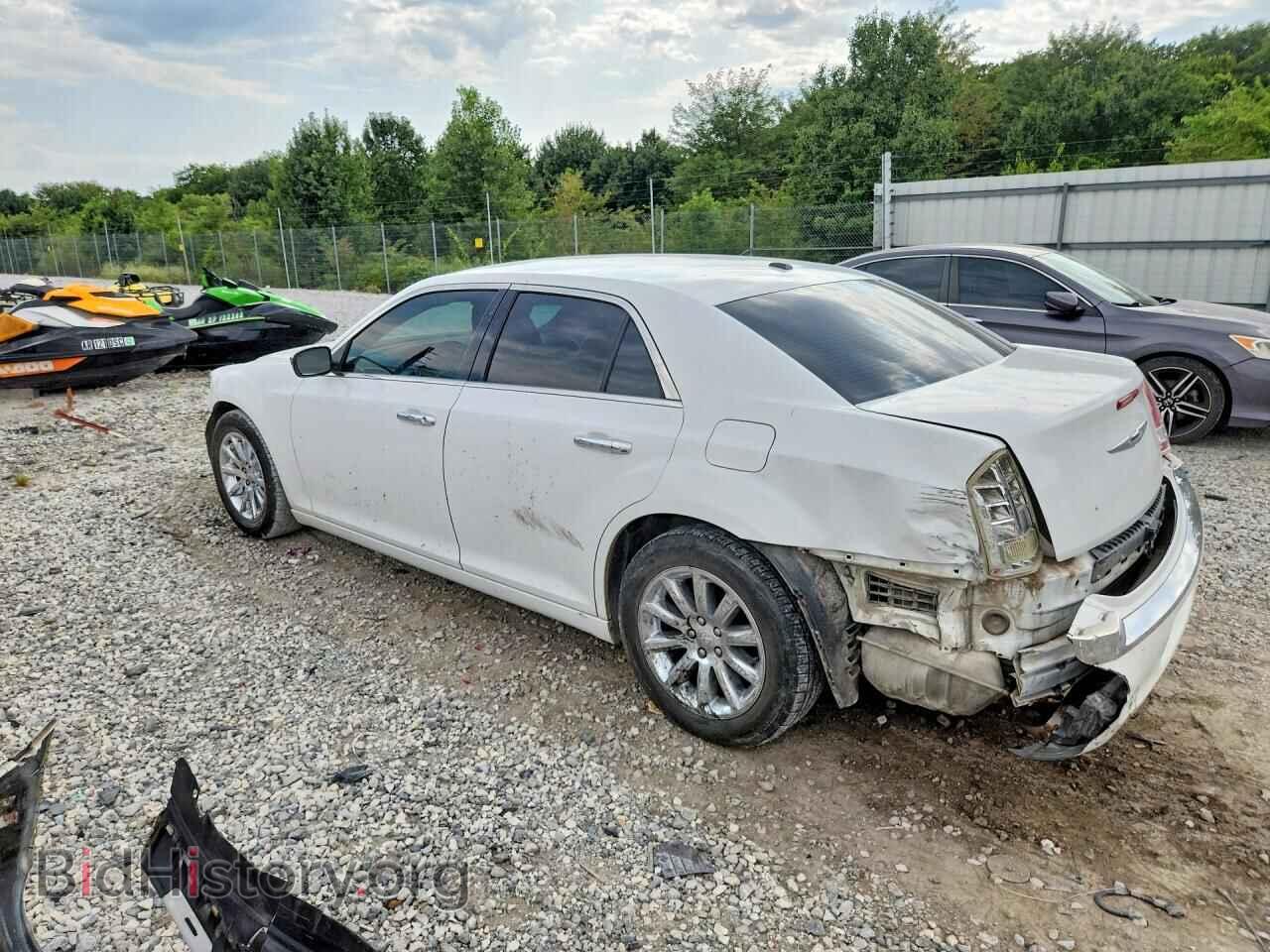2012 CHRYSLER 300 - VIN: 2C3CCACG0CH182306 - Photo 2