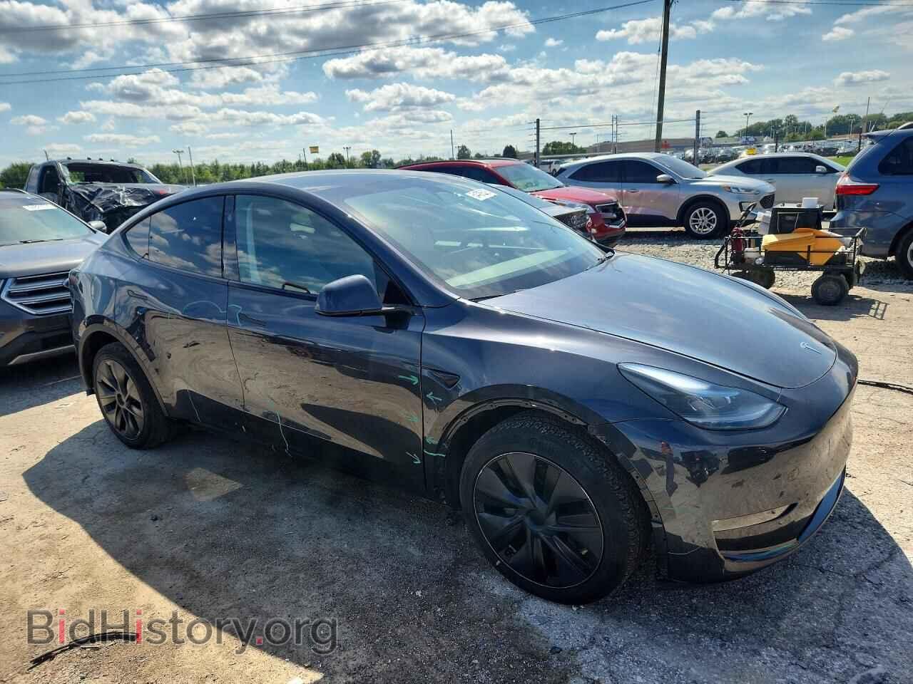 2024 TESLA MODEL Y - VIN: 7SAYGDEE4RF194401 - Photo 4